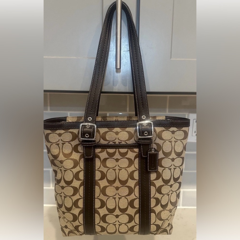 COACH Monogram Canvas Leather F12645 Genuine Purse -Vintage With COA